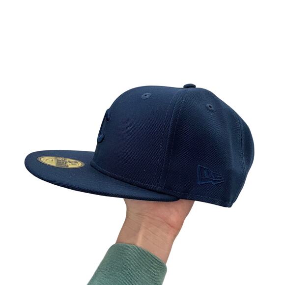 New Era Chicago Cubs Oceanside Tonal Fitted 7 1/2 - Picture 2 of 4